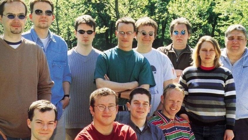 Das erste gemeinsame GameStar-Teamfoto von Martin und Heiko im Sommer 2001. Wie ihr seht, haben sich die zwei in all den Jahren kaum verändert. Ähem.