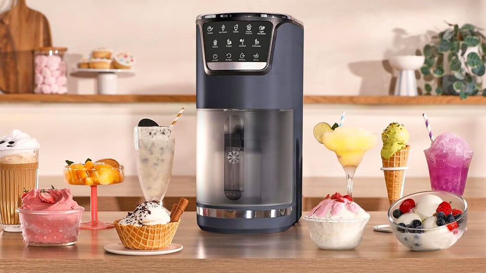 Es war nur eine Frage der Zeit, wann auch die Konkurrenz auf den Zug des gemixten Eis aufspringt: Die Maschine von Tefal heißt Dolci.