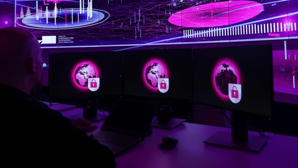 Die digitale Abschottung Europas als Schutzmechanismus bei massiven Cyber-Angriffen - der Sicherheits-Chef der deutschen Telekom spricht sich dafür aus. (Bild: Telekom Cyber Defense Center)