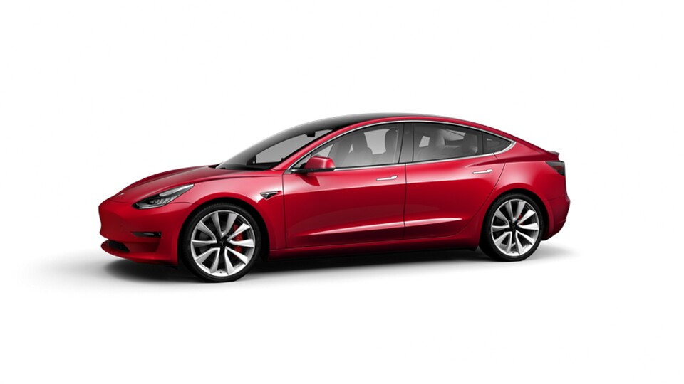 Ein Tesla Model 3 stellt sich auf der Pwn2Own den Hackern. (Bild: Tesla)