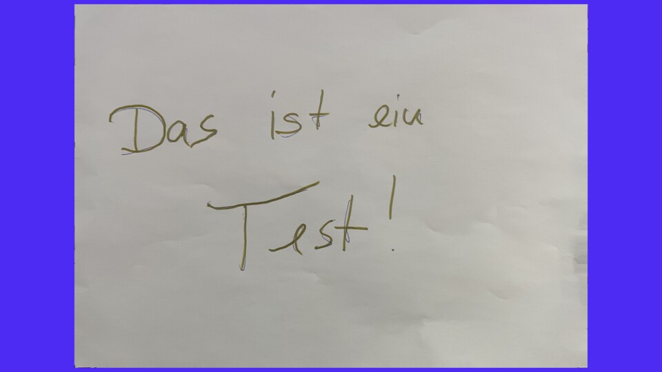 Links das mit der Prizmo-App gescannte Dokument.