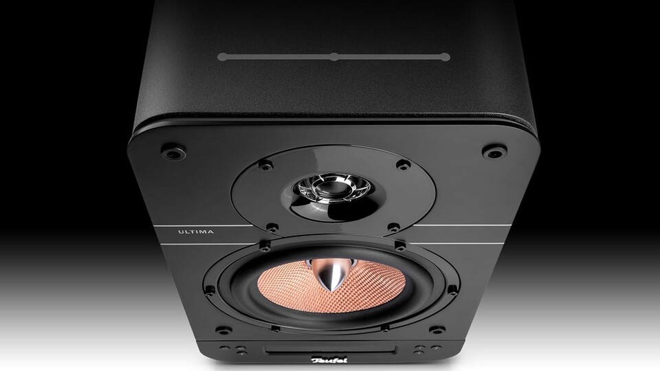 In Weiß und Schwarz: Diese Lautsprecher sind kompakt, klangstark und in zwei Farben erhältlich.