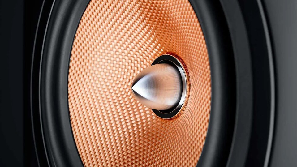 Die Mitteltöner aus Kevlar mit Phase-Plug liefern euch natürlich-warme Mitten und sehen dazu noch superschick aus!