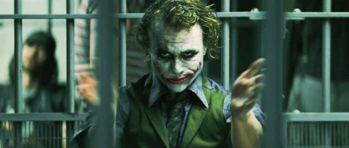 Macht auch hinter Gittern eine gute Figur: Heath Ledger als Joker.