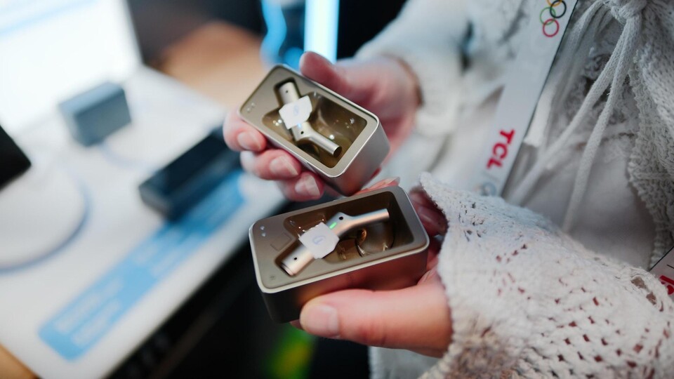 Was Ursula besonders wichtig ist: eine gute Qualität im hochwertigen Metallcase. (Bildquelle: Ursula DemlingGameStar Tech)