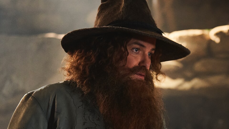 Tom Bombadil kam in den Filmen von Peter Jackson nie vor, jetzt wird er wohl doch noch einen großen Auftritt haben. (Bildquelle: Amazon)