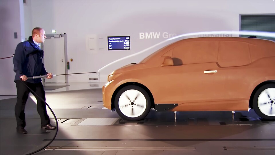 Die Aerodynamik lässt sich nur in einem echten Windtunnel gut testen. (Bild: Business Insider)