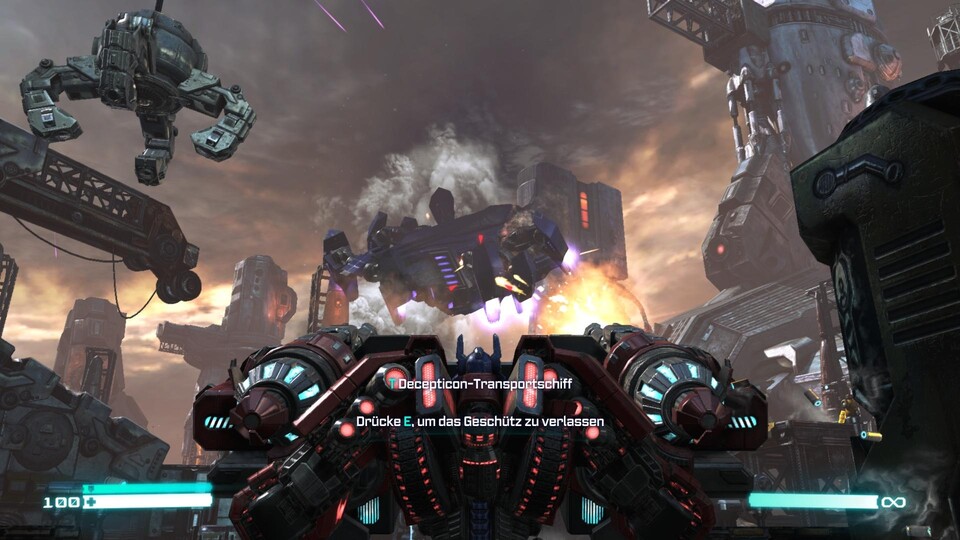Um Landungsschiffe der Decepticons vom Himmel zu holen, klemmt sich Optimus hinter einen Geschützturm.