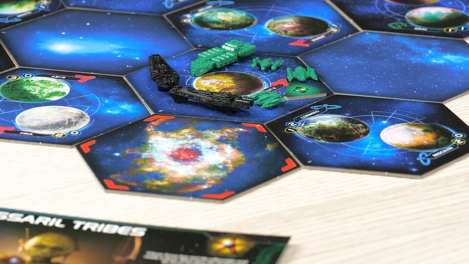 Mit euren Raumschiffen könnt ihr neue Planeten für eure Fraktion erobern.