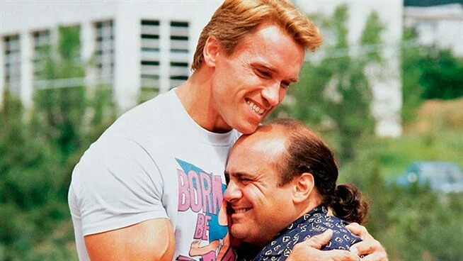 Nein, aus Twins 2 beziehungsweise Triplets mit Arnold Schwarzenegger und Danny DeVito wird wirklich nichts mehr. Bildquelle: Universal Pictures
