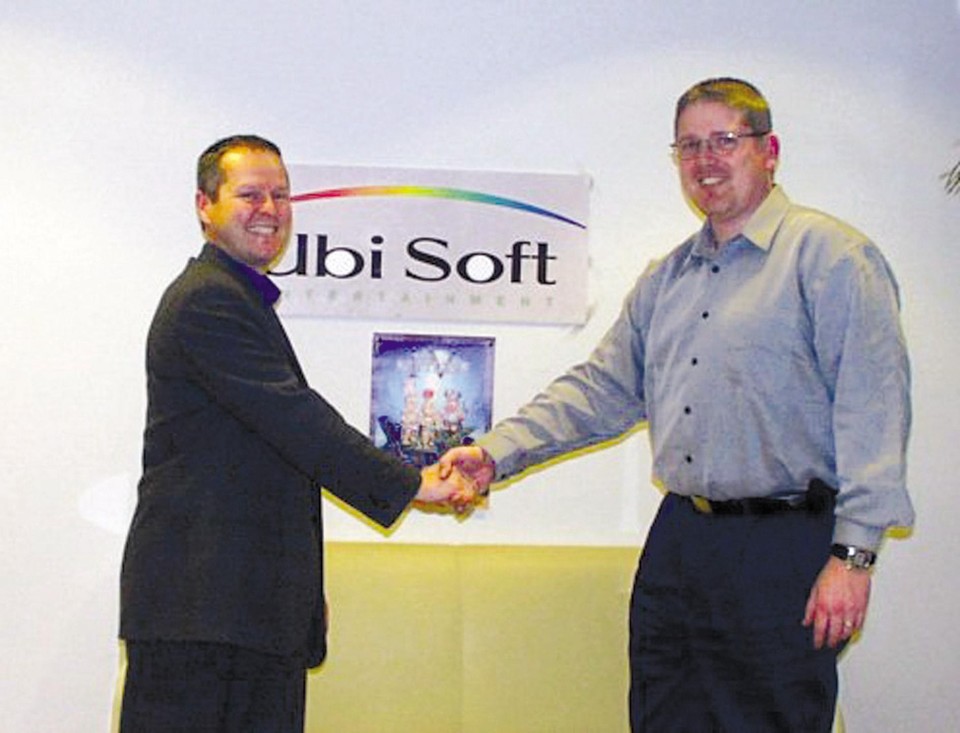 Am 8. Februar besiegeln Yves Guillemot (links) und Thomas Hertzler den Verkauf von Blue Byte an Ubi Soft.
