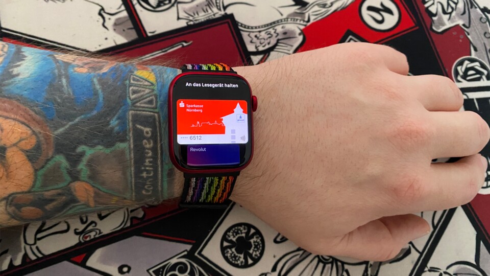 NFC regulates: Register the watch in the Apple Wallet, the rest runs automatically.