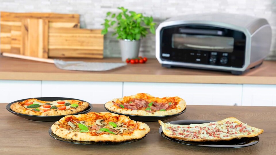 Ein Pizzaofen kann nicht nur Pizza, sondern auch Flammkuchen, Brot und andere Köstlichkeiten, die hohe Temperaturen benötigen.