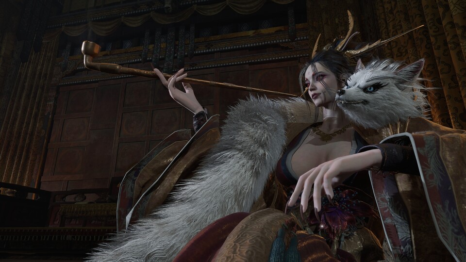 Ihr könnt die Huang Yan im oberen Stockwerk des Palastes treffen, bevor der Kampf unten los geht.