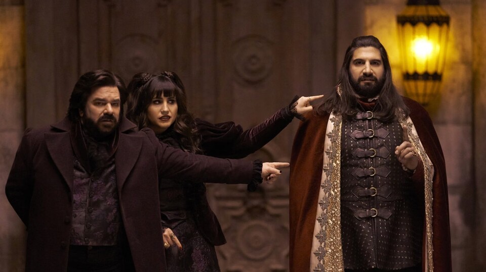 In Laszlo (Matt Berry), Nadja (Natasia Demetriou), Nandor (Kaycan Novak) und Co. werdet ihr euch unsterblich verlieben. Bildquelle: Disney