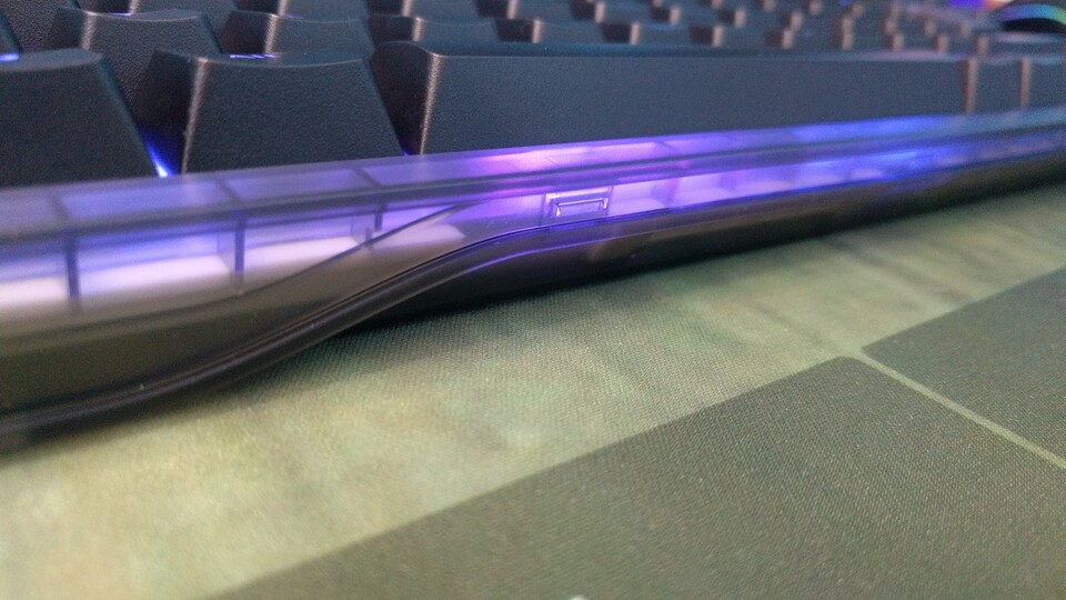 Das ABS-Gehäuse ist transparent. (Bildquelle: Nele WobkerGameStar Tech)