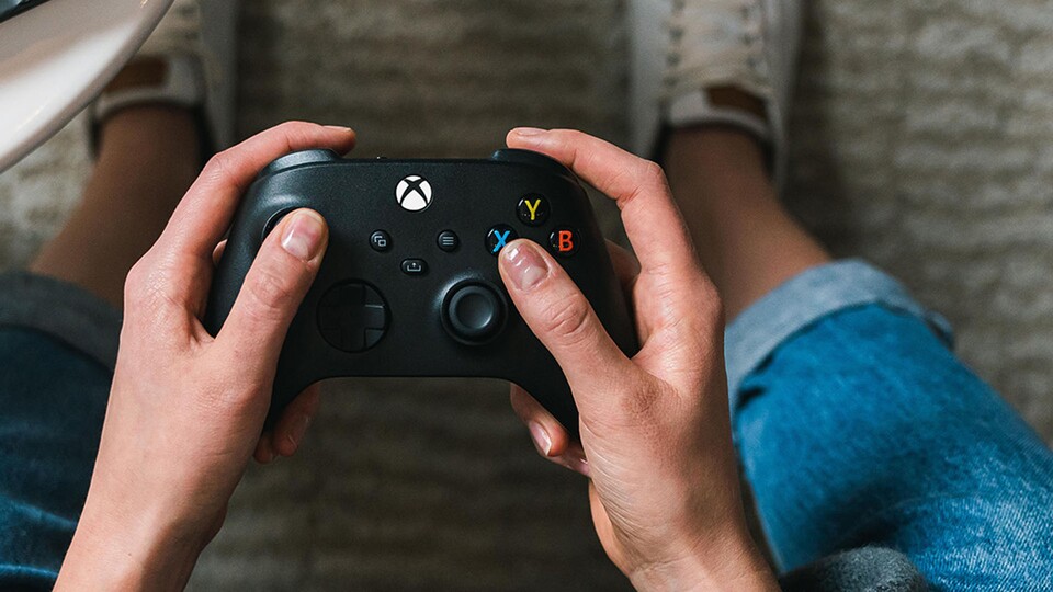 In vielen verschiedenen Farben verfügbar: Der Xbox Wireless Controller sieht nicht nur schick aus, sondern ist ein zeitloser Gamepad-Klassiker, der euch erstklassige Gamepad-Preis-Leistung liefert!