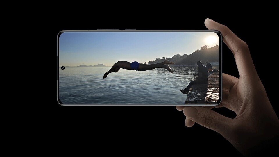 Das gebogene AMOLED-Display des Xiaomi 13 Pro deckt den gesamten P3-Farbraum ab und sorgt so für eine Farbbrillanz, die zum Staunen einlädt!