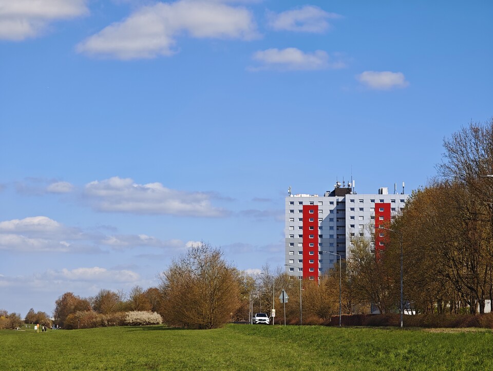 Testfoto Nr. 1: Landschaft auf »unendlich« fokussiert.