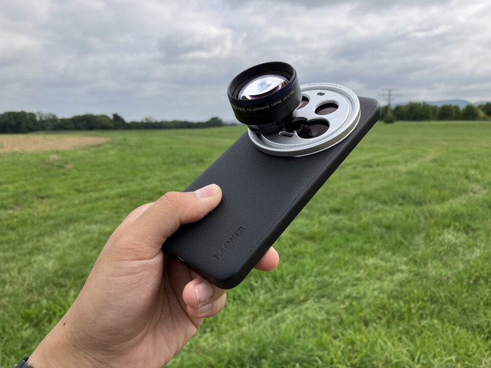 Und mit Smartphone-Objektiven kann man sogar noch etwas mehr aus dem Handy herausholen. TipptKlickt auf das Bild, wenn ihr mehr dazu erfahren möchtet.