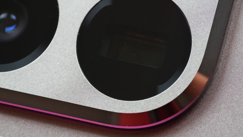 Große Kamera, viel dahinter: Wem gute Bilder mit dem Handy wichtig sind, der wird mit dem Xiaomi 15T Pro sehr glücklich.