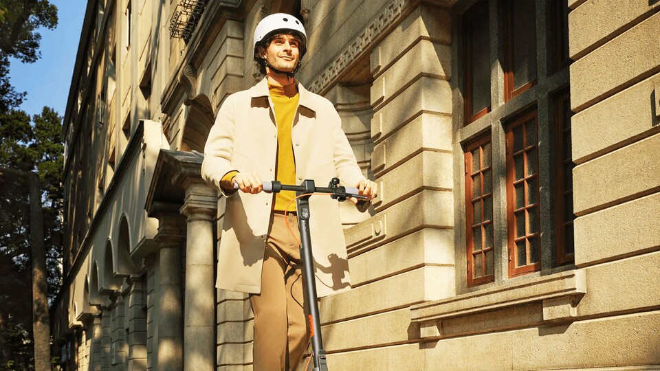 Egal, wo ihr gerade unterwegs seid – mit dem Xiaomi E-Scooter 5 Max kommt ihr jederzeit rechtzeitig zum Stehen.