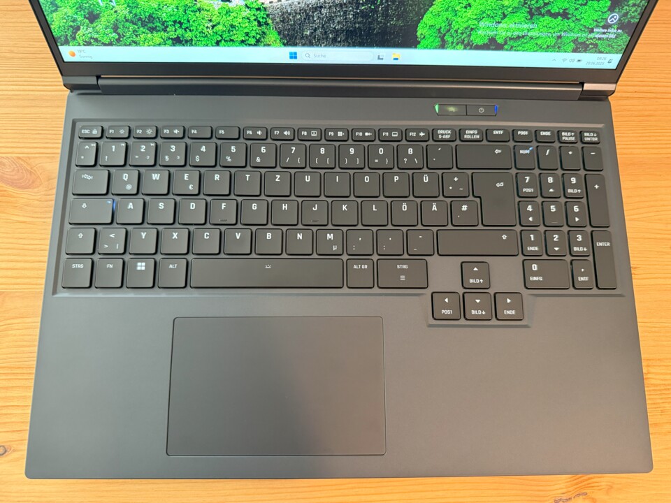 Die Tastatur des Pro 16 eignet sich gleichermaßen für Gaming und Arbeit.