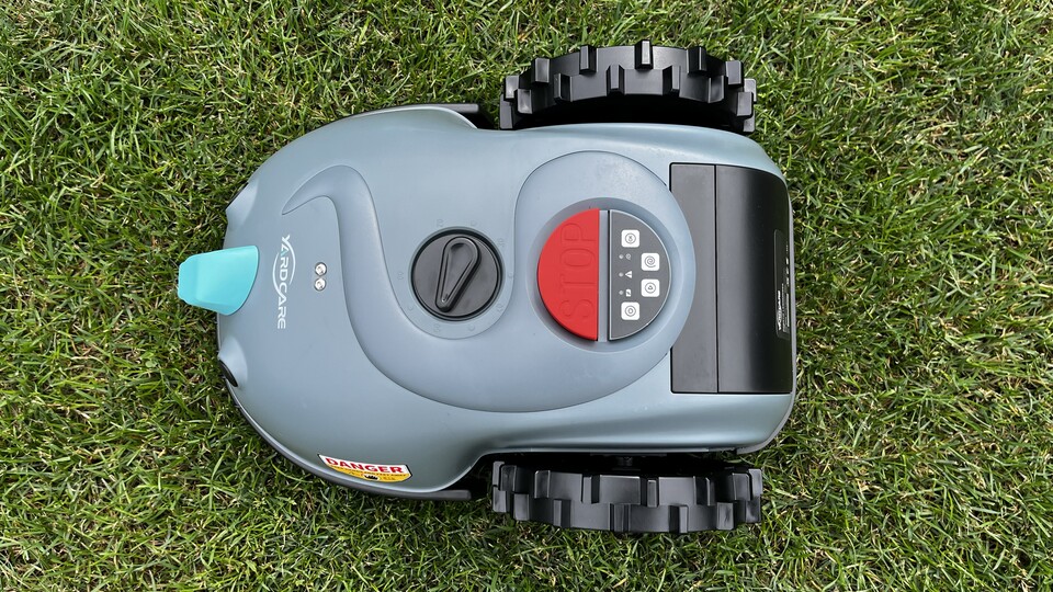 Klein, aber fein: Das Gehäuse misst nur 58x45x31 cm.