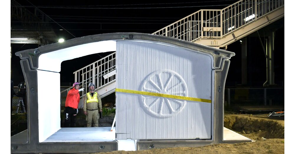 Bei uns dauert es Monate oder Jahre, während ein anderes Land einen Bahnhof in weniger als 6 Stunden mit Hilfe eines 3D-Druckers gebaut haben soll – aber es geht nur um 9 Quadratmeter