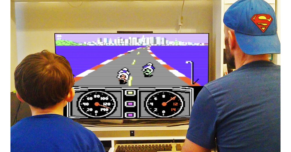 C64 Maxi を試乗する子供：「お父さん、それは悲しいね！」