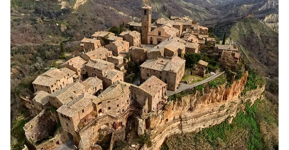 Drohnenprojekt bewahrt bedrohte Kulturstätten in Italien digital