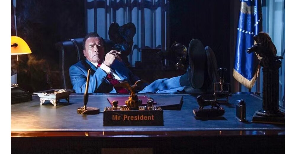 Mit Arnold Schwarzenegger als US-Präsident: Zu Kung Fury 2 ist nach fünf Jahren ein absurdes 10-Minuten-Video geleakt