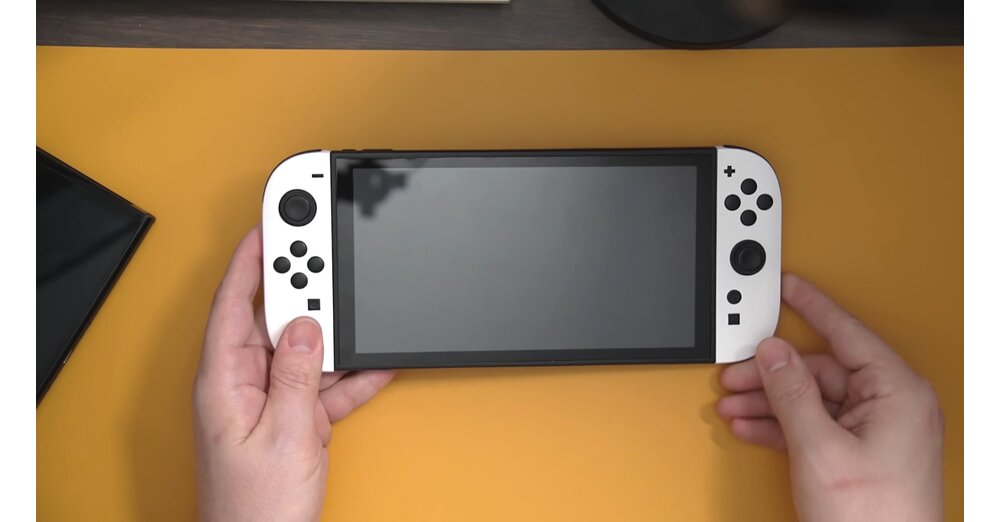 "Beaucoup plus intéressant que je ne le pensais" YouTuber montre le mannequin Switch 2 avec une qualité étonnamment élevée