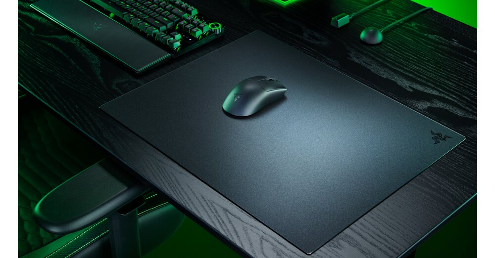 Razer apresenta Atlas Pro: o mousepad de vidro mais fino do mundo
