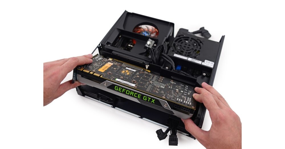 Stream Machine Disassembly Steam Machine zerlegt - Prototyp laut iFixit gut reparierbar