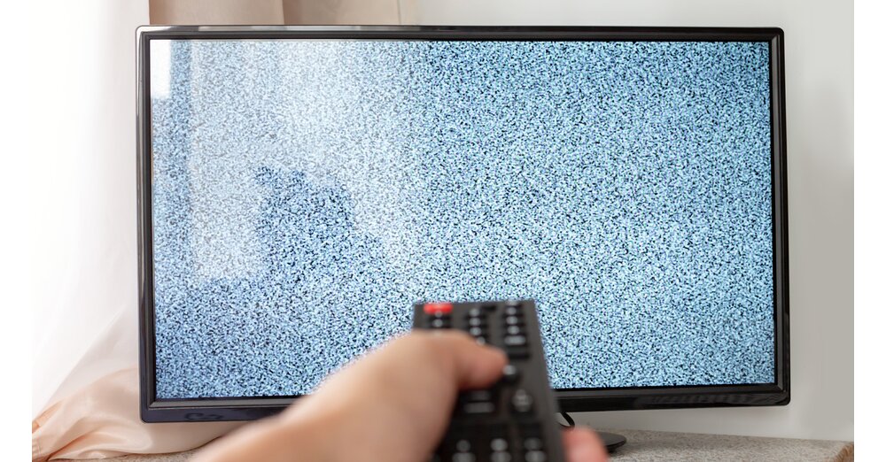 テレビの明るいスポット: 逆光による画像エラーを防ぐ方法は次のとおりです