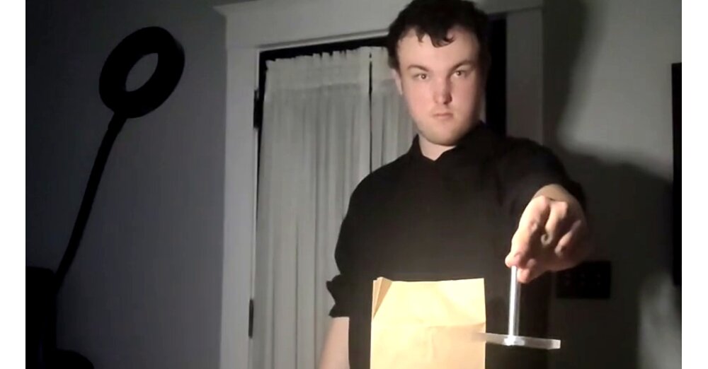 First only mom claps, then the internet cheers: Twitch magic show becomes ...