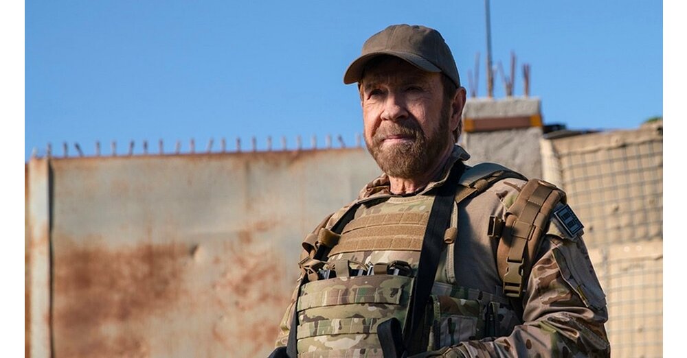 Le retour d'action de Chuck Norris est déchiré par les critiques, il y a maintenant une bande-annonce pour Agent Recon