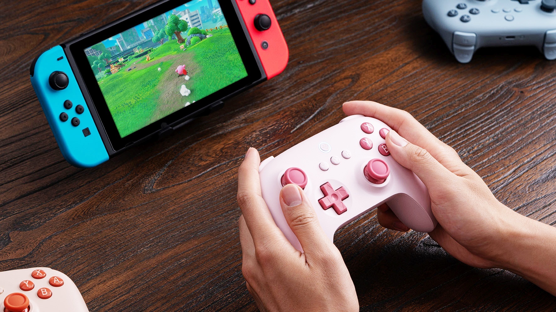 #Von 8bitdo kommt diesen Monat eine 30-Euro-Alternative zum Pro Controller der Nintendo Switch