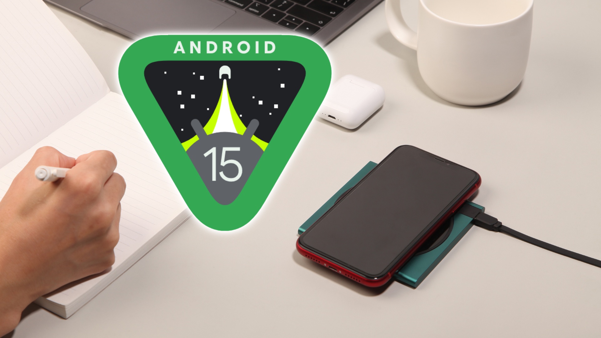 Android 15: Bald könnte jedes neue Handy drahtlos laden - mit einem ganz großen Haken