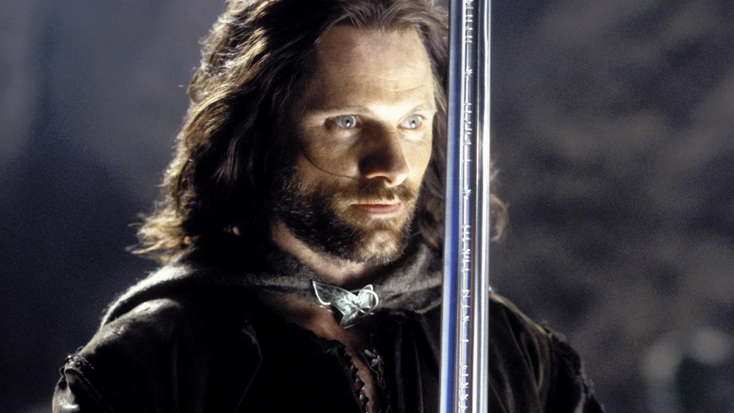 News: Herr der Ringe - »Der beste Schwertkämpfer, den ich je trainiert habe« - Viggo Mortensen hat am Set eine echte Star-Wars-Legende sprachlos gemacht