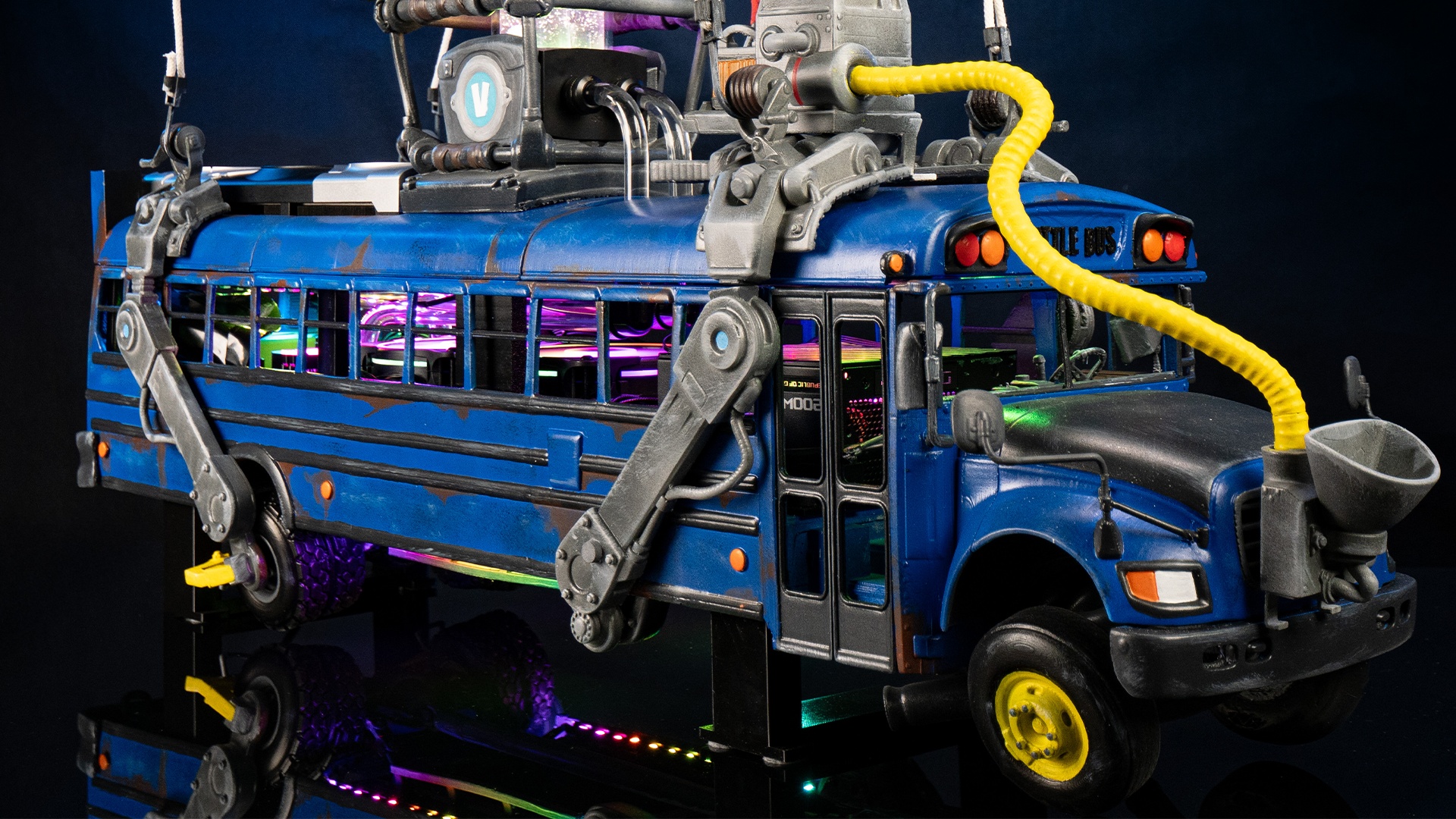 Fortnite Battle Bus Gaming PC