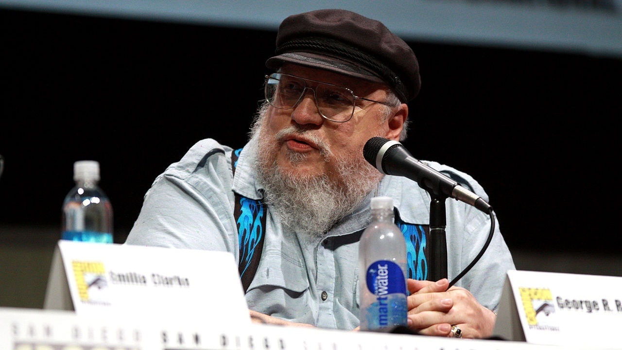 News: Game of Thrones - George R.R. Martin meldet sich das erste Mal seit Monaten wieder zu Wort und Fans sind ernsthaft besorgt