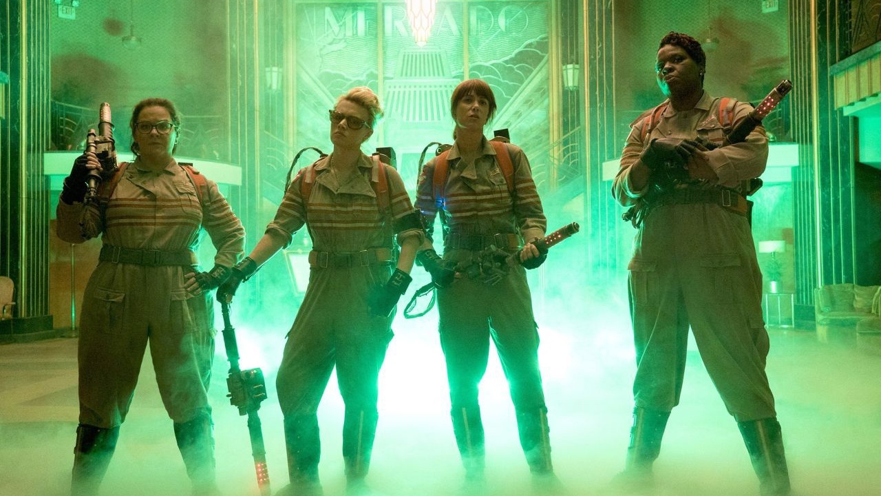 Ghostbusters Trailer Chris Hemsworth wird zum Kaffeekochen verdonnert