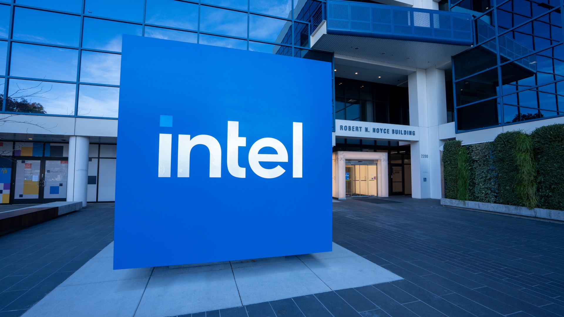 Intel streicht über 15.000 Stellen – mehr als jeder Zehnte muss gehen