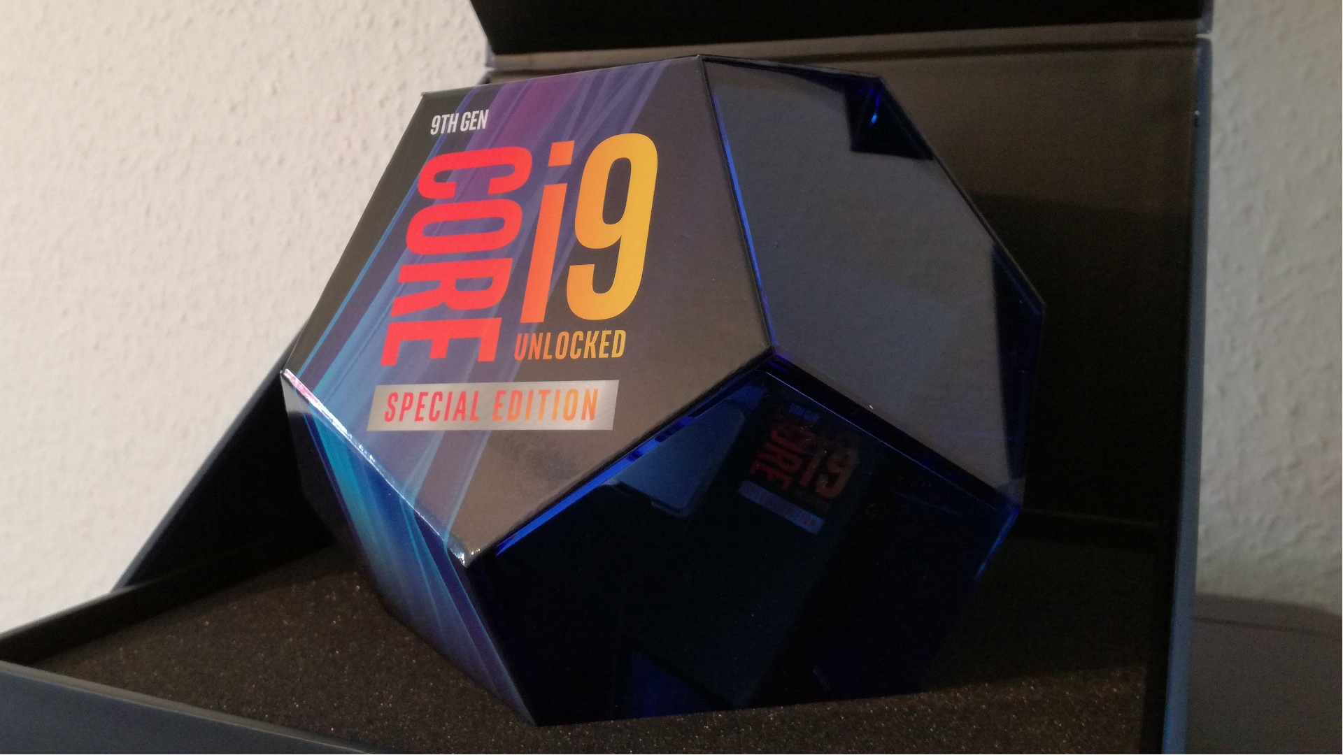 Core i9 9900KS mit 5,2 GHz All-Core-Boost für 1.200 US-Dollar