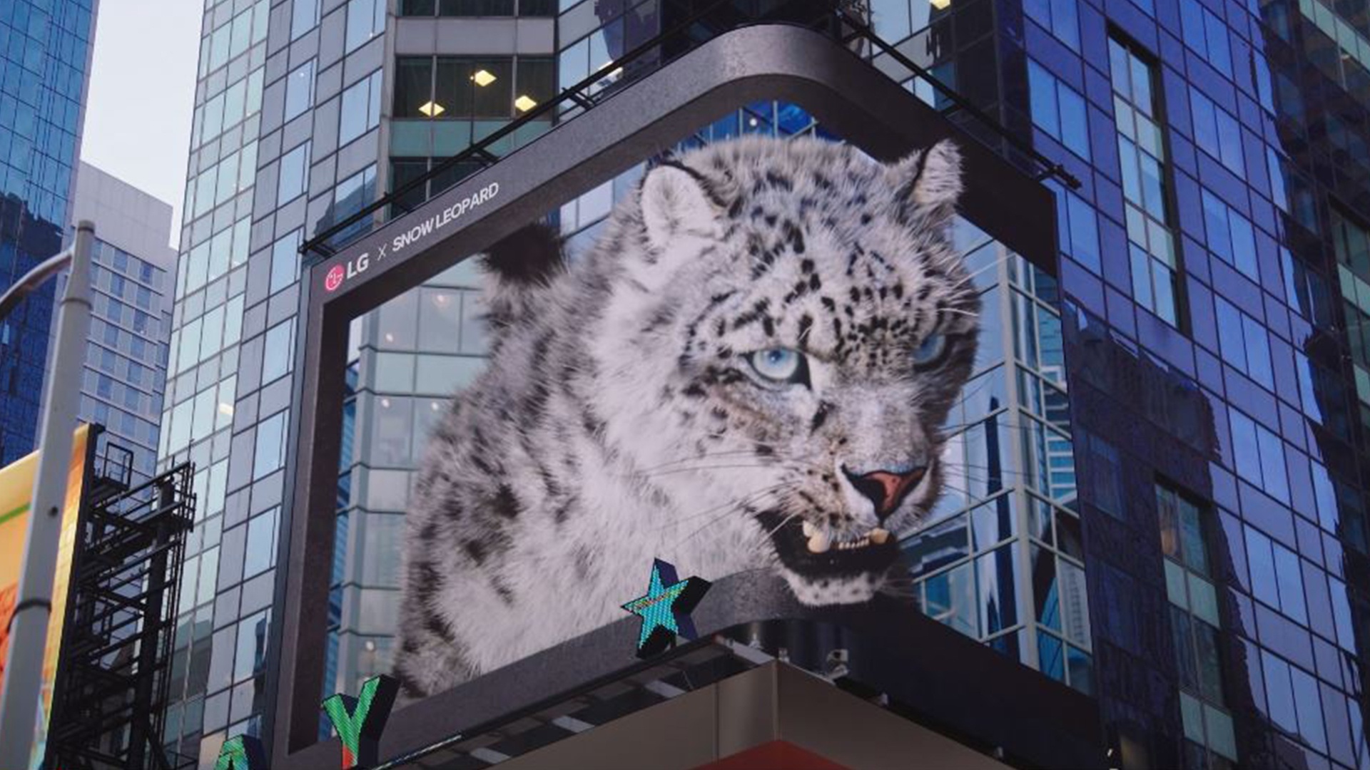 LG zeigt zum Earth Day richtig coole 3D-Animation auf dem Times Square