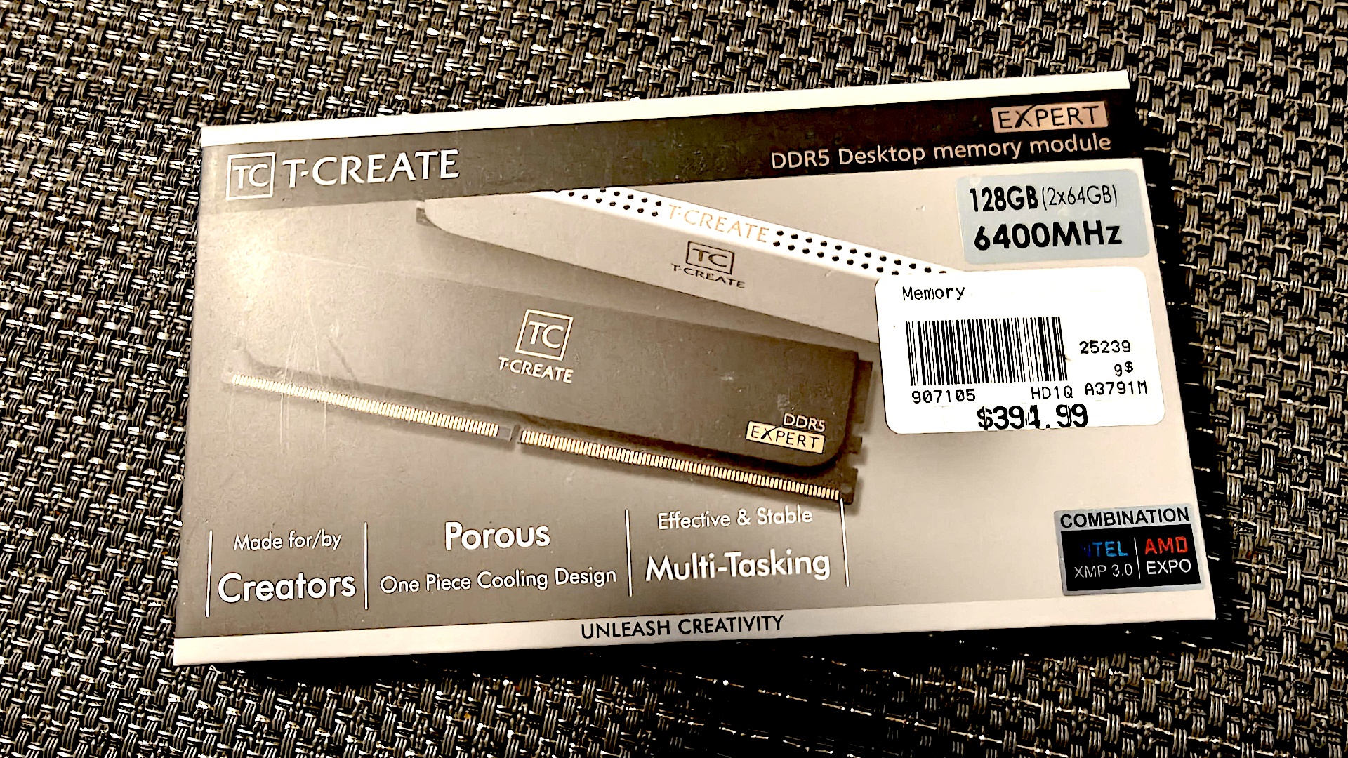 Arbeitsspeicher - Spieler räumt seinen Schreibttisch auf, findet originalverpackten RAM, der heute mindestens 1.300 Euro wert ist