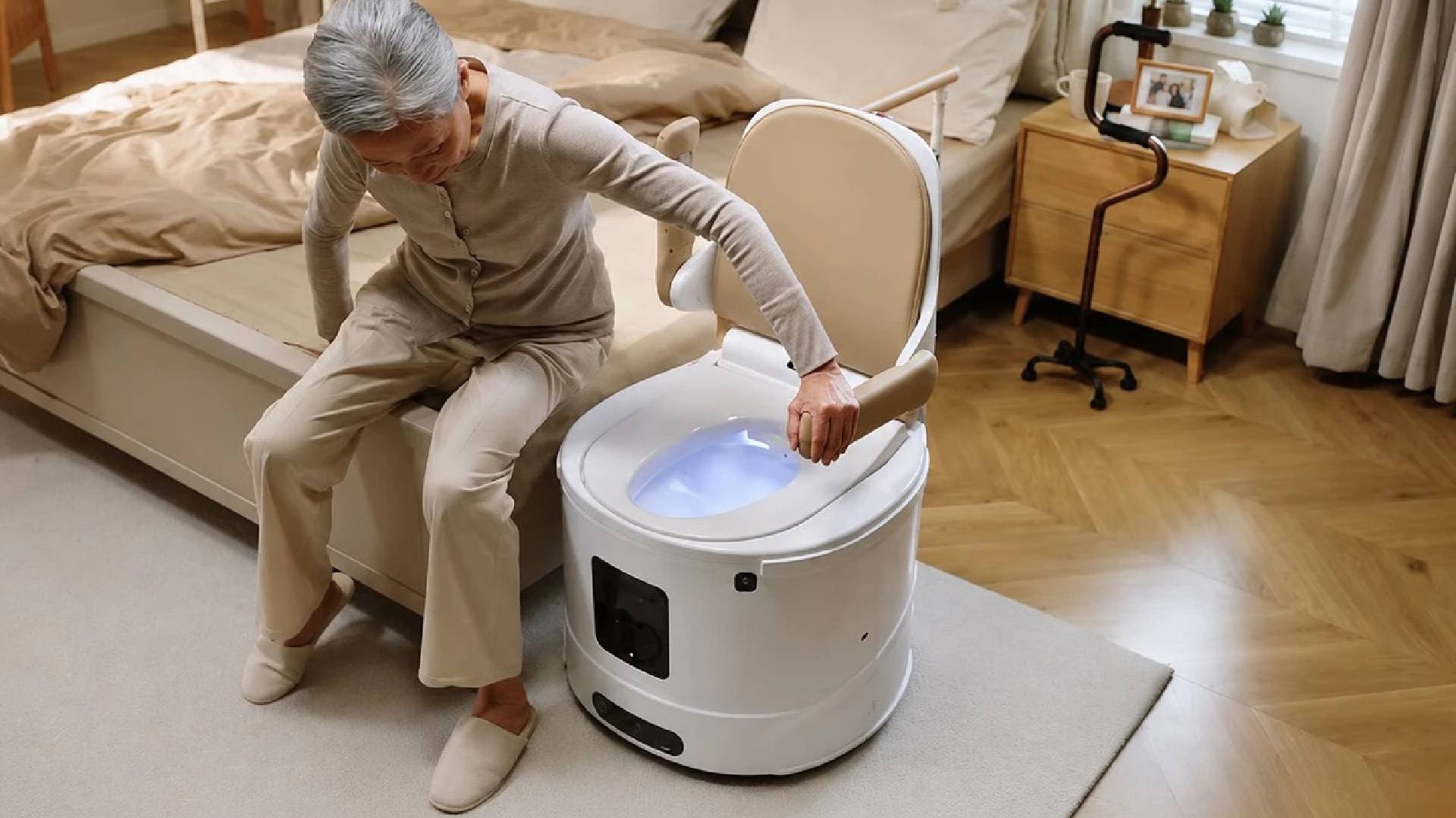 News: Smarthome - In China wurde eine selbstfahrende Roboter-Toilette vorgestellt, die auf Zuruf direkt zu euch kommt