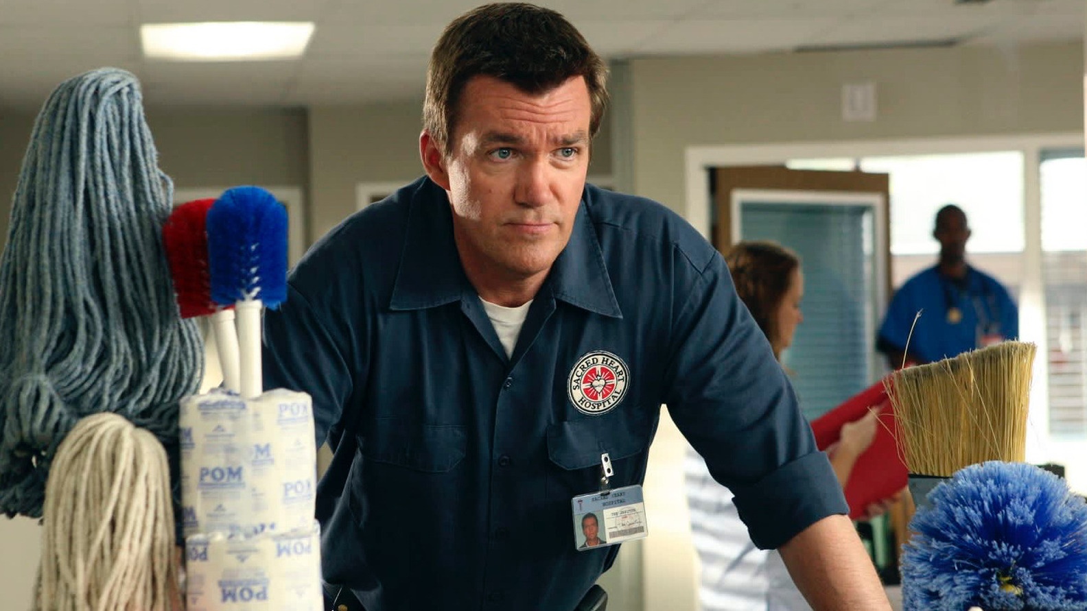 News: Scrubs - Sind beim Serien-Revival auch der Hausmeister und Dr. Kelso mit dabei? Die Antwort ist kompliziert